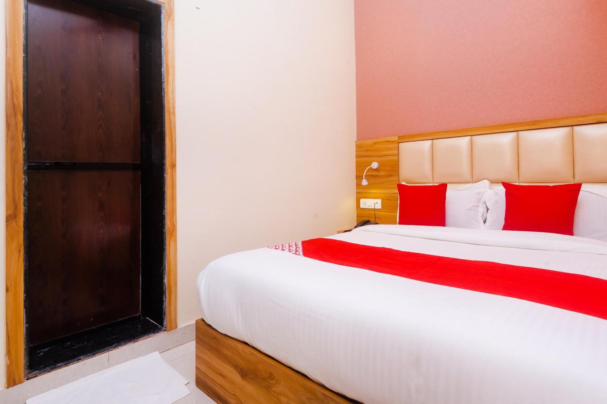 Hotel Sun City Near Saifee Hospital And Hn Reliance Bombaj Exteriér fotografie